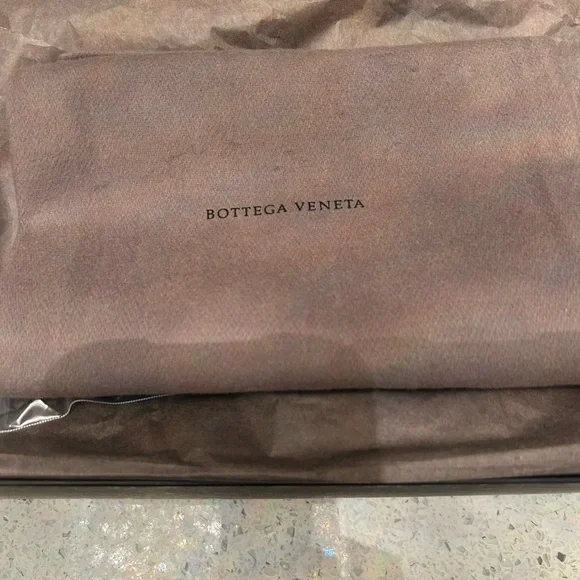 Bottega Veneta The Curve Light Blue Heeled Sandals - Picture 9 of 9